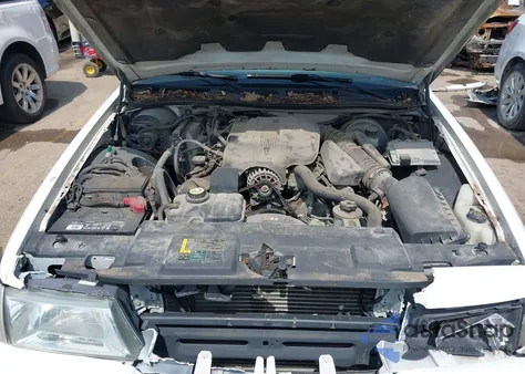 2005 Mercury Grand Marquis Gs from USA, damaged, VIN 2MEFM74W95X626840